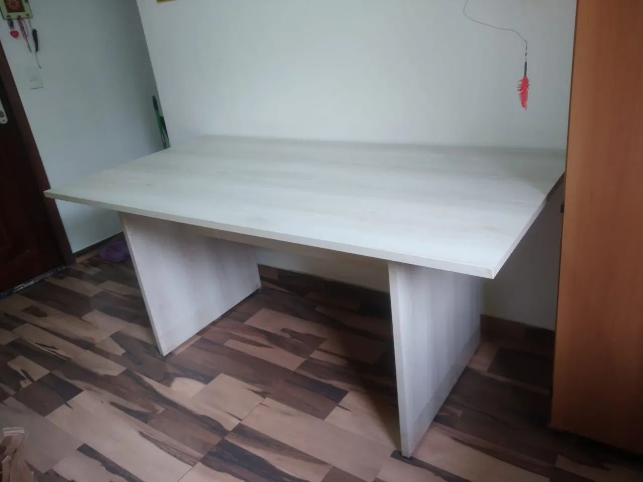 Mesa grande TokStok 6 lugares - Foto 4
