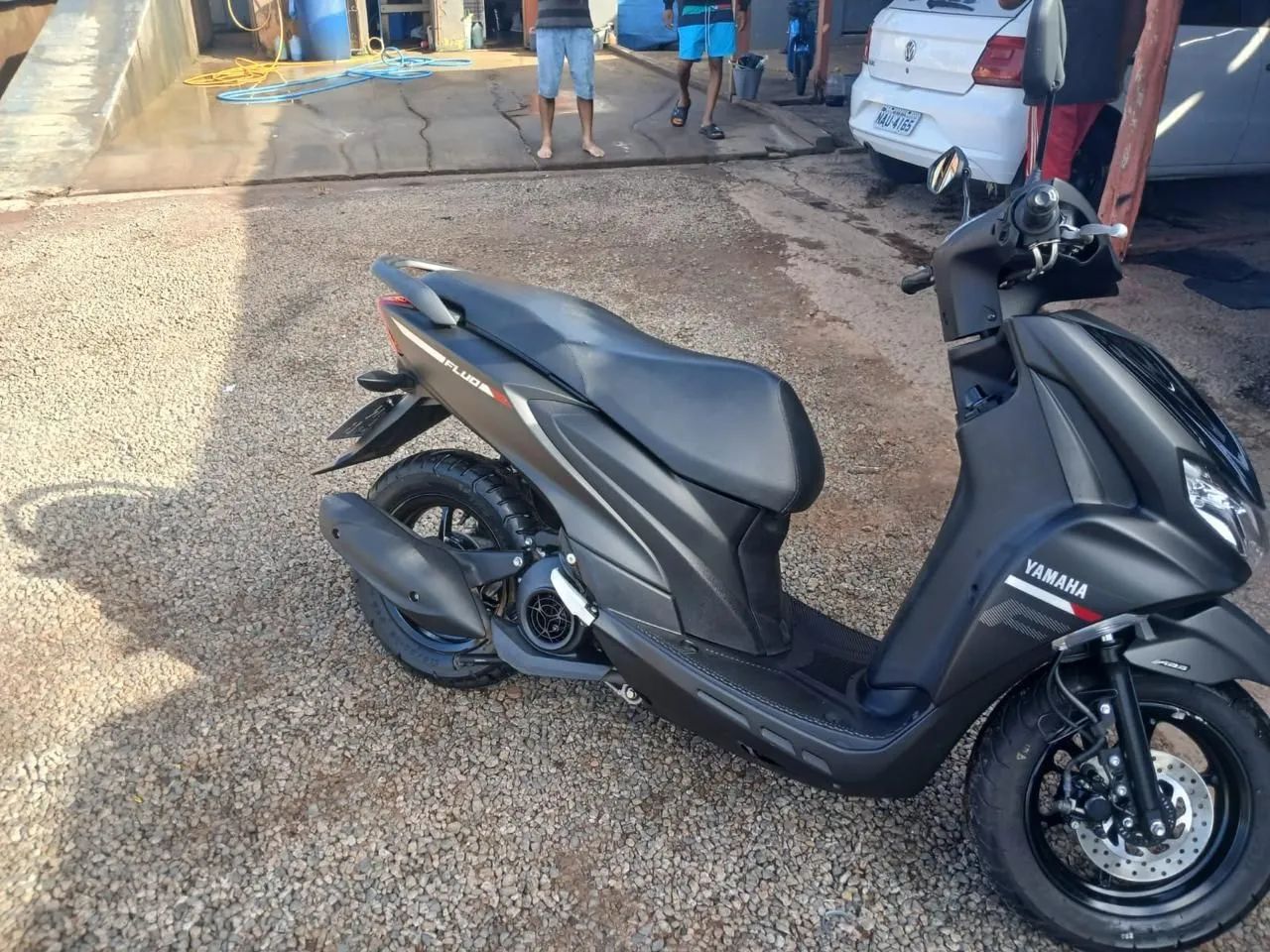 Motocicleta scooter yamaha fluo 125 - Foto 3