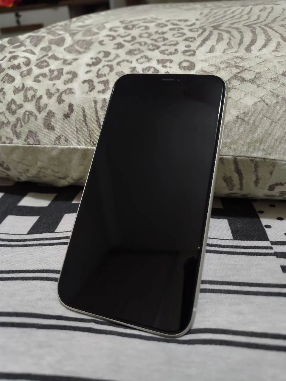 iPhone 11 64 GB branco - Foto 3