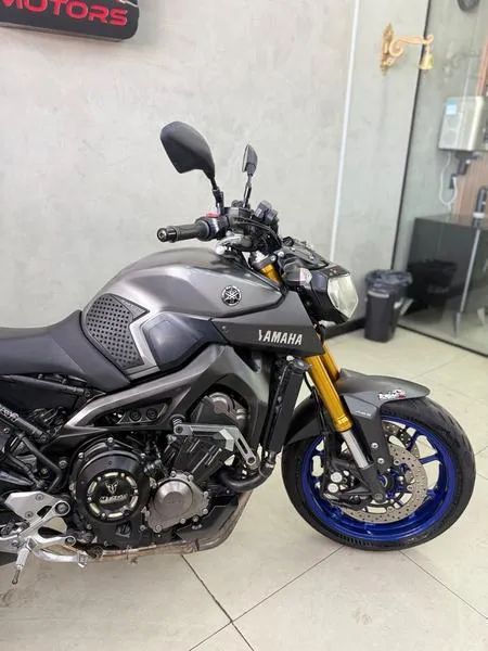 YAMAHA MT09 ABS 2017 - Foto 4