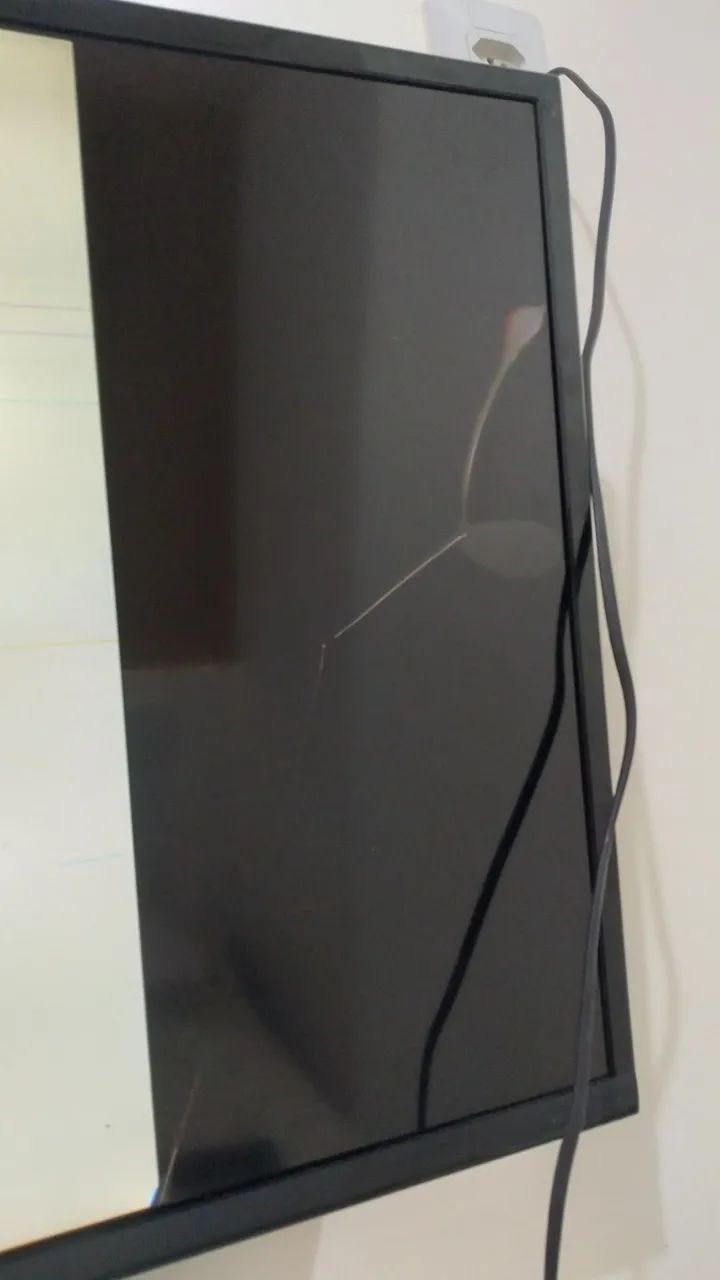 TV - TCL 32' - Foto 2