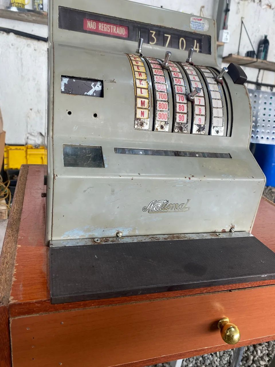 Máquina registradora antiga 
