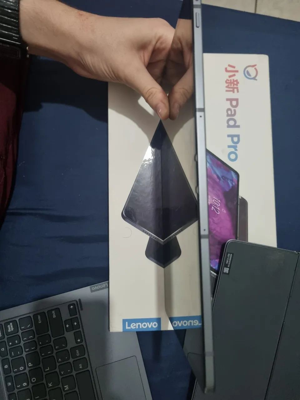 Tablet Lenovo p11 pro oled com defeito na tela - Foto 3