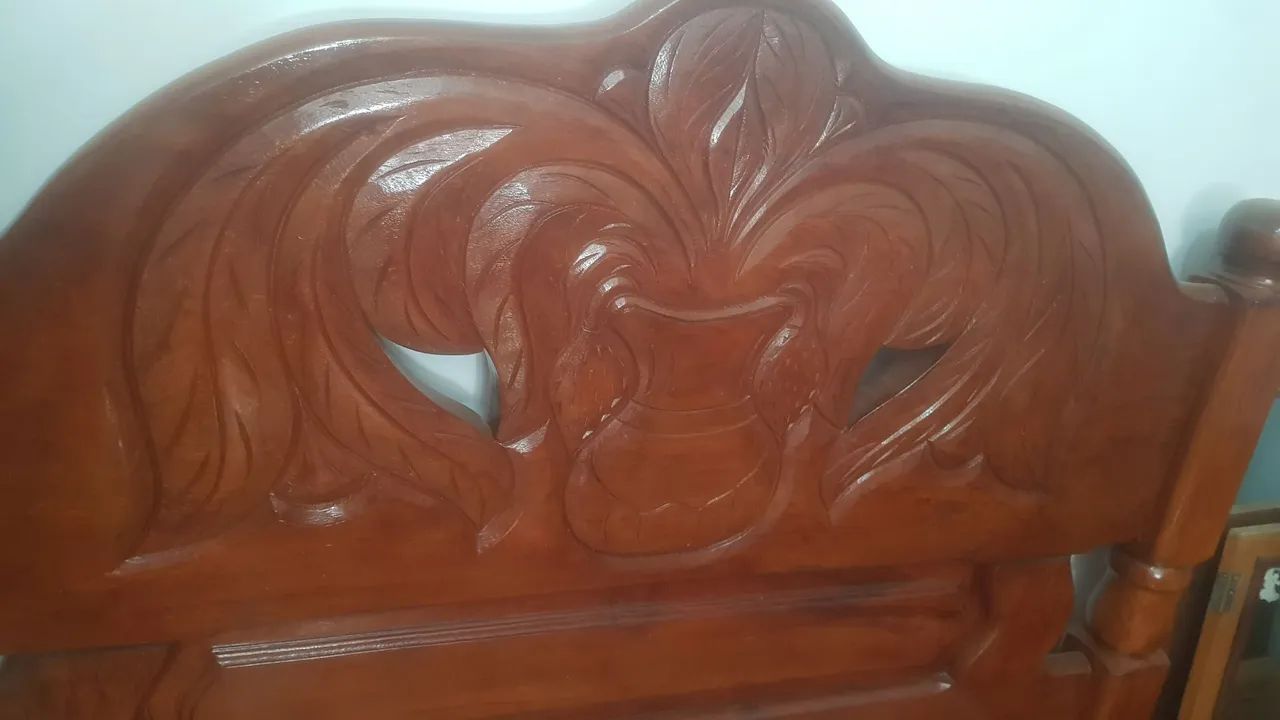 CAMA DE CASAL EM MADEIRA MACICA  - Foto 4