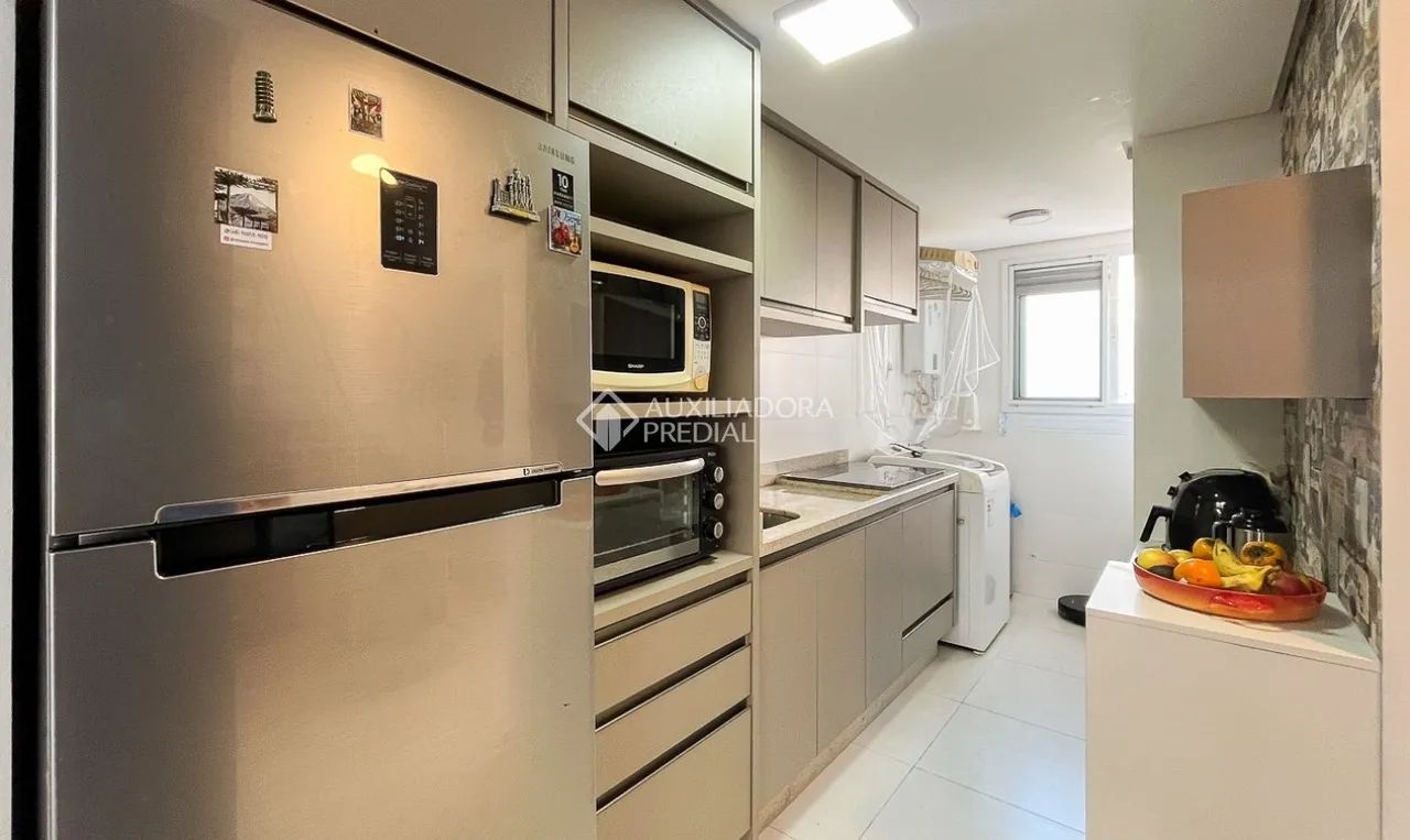Casa com 2 suítes em condomínio fechado - Foto 2