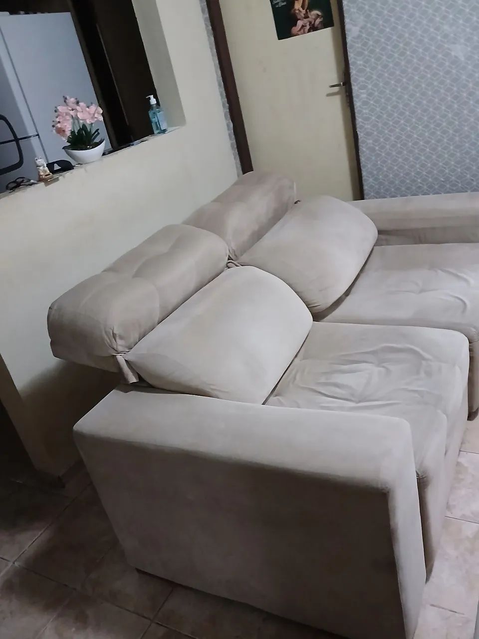 Vende-se  2 sofá de 3 lugar  em ótimo estado  