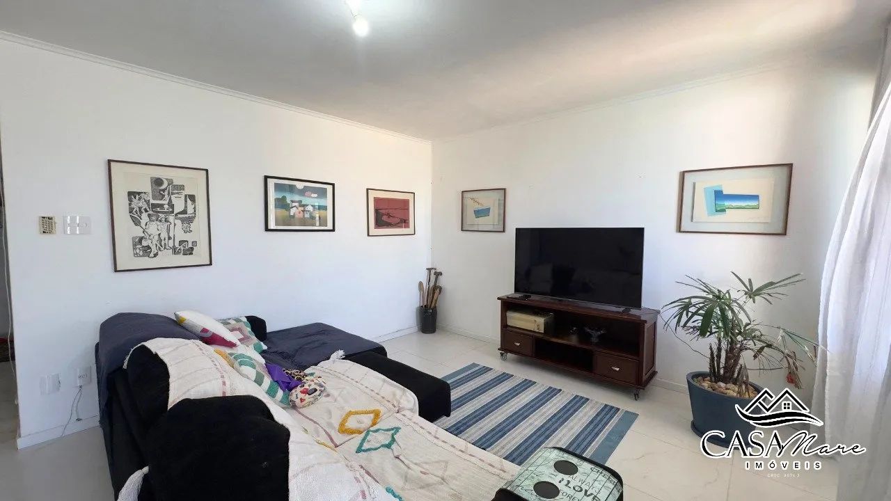 Casa à venda em Coqueiros com 04 dormitórios - Foto 2