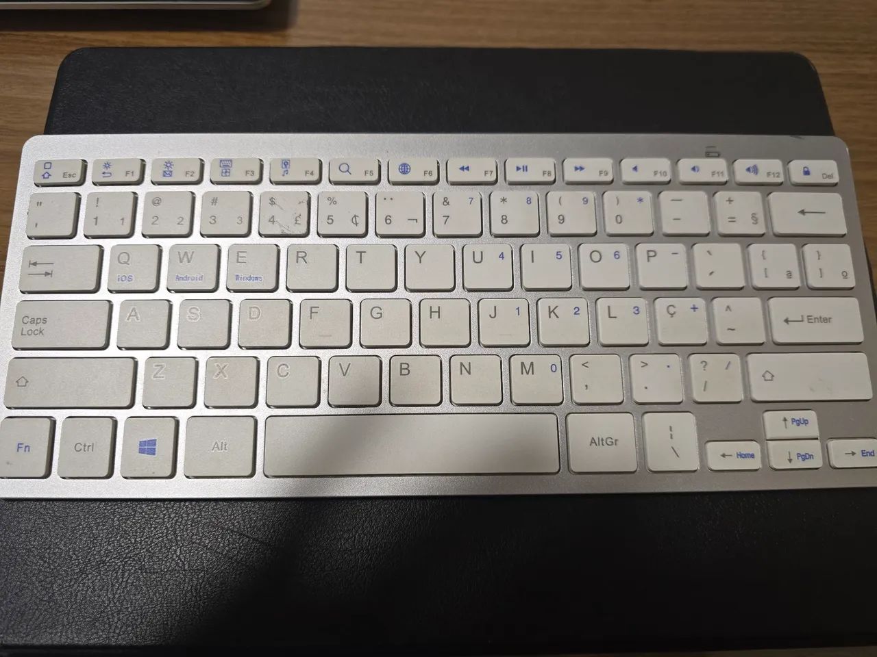 Vendo teclado sem fio Bluetooth