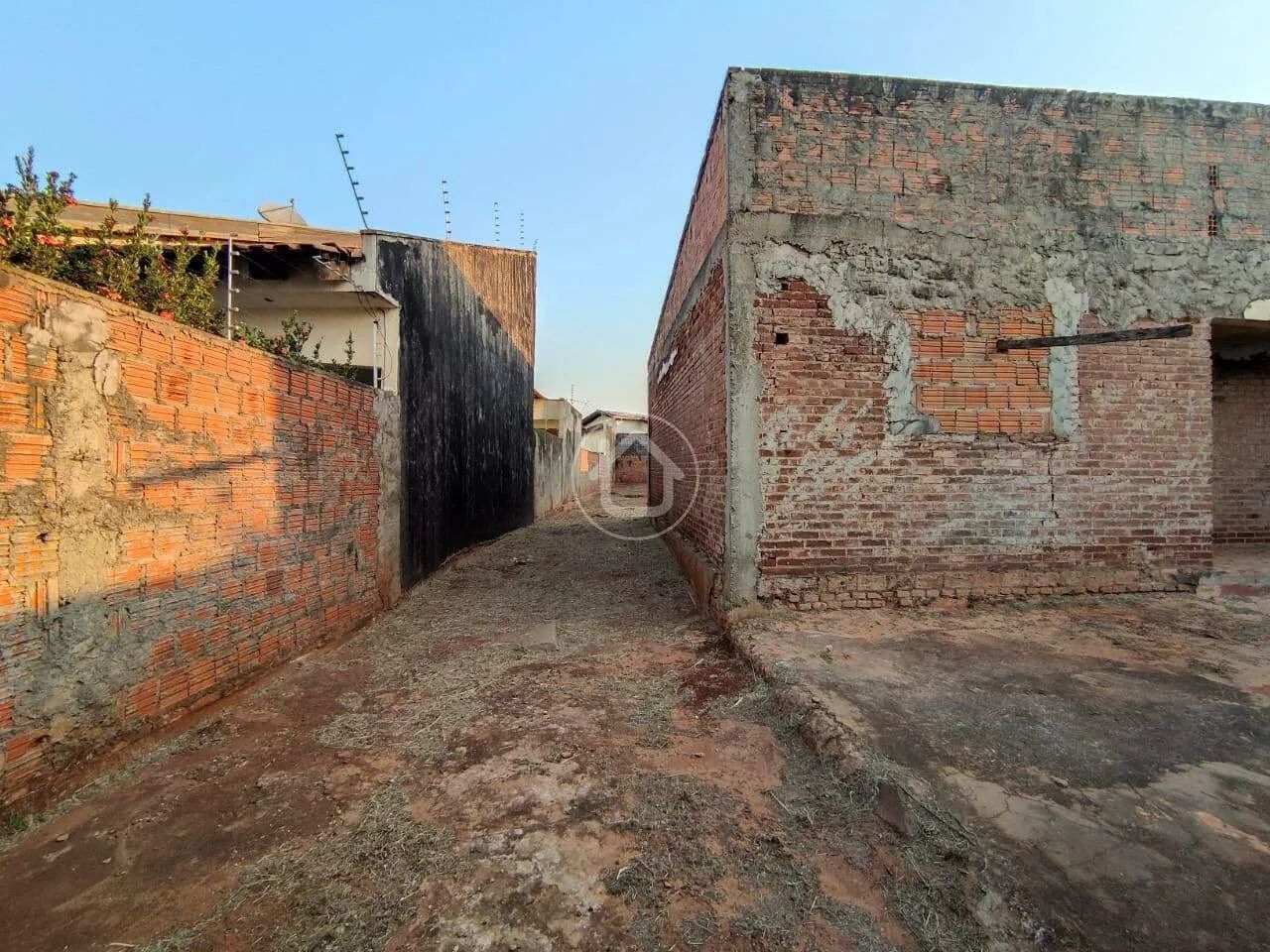 TERRENO EM PARTE NOBRE DA VILA PLANALTO - Foto 2