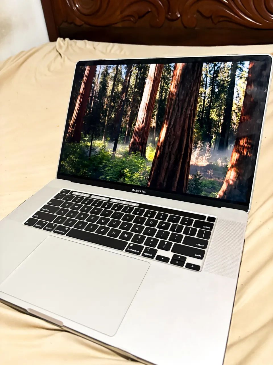 MacBook Pro I9 16 polegadas 1 Tb - Touch Bar 