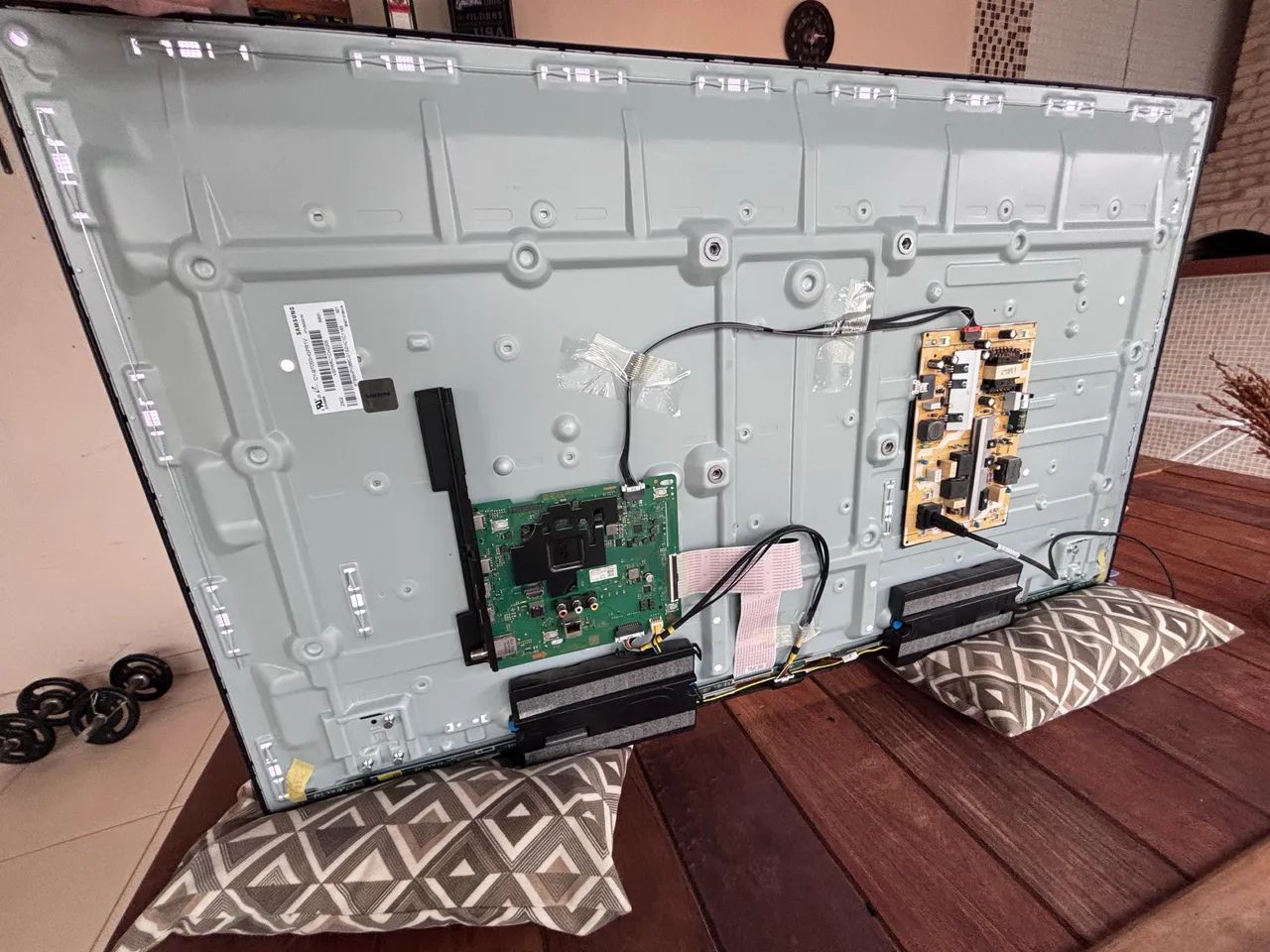 TV 50 pol. Samsung UN50TU8000G | C/ DEFEITO | RETIRADA DE PEÇAS  - Foto 2