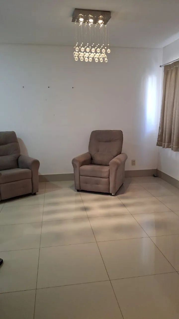 2 POLTRONAS RECLINÁVEIS - 550,00 cada