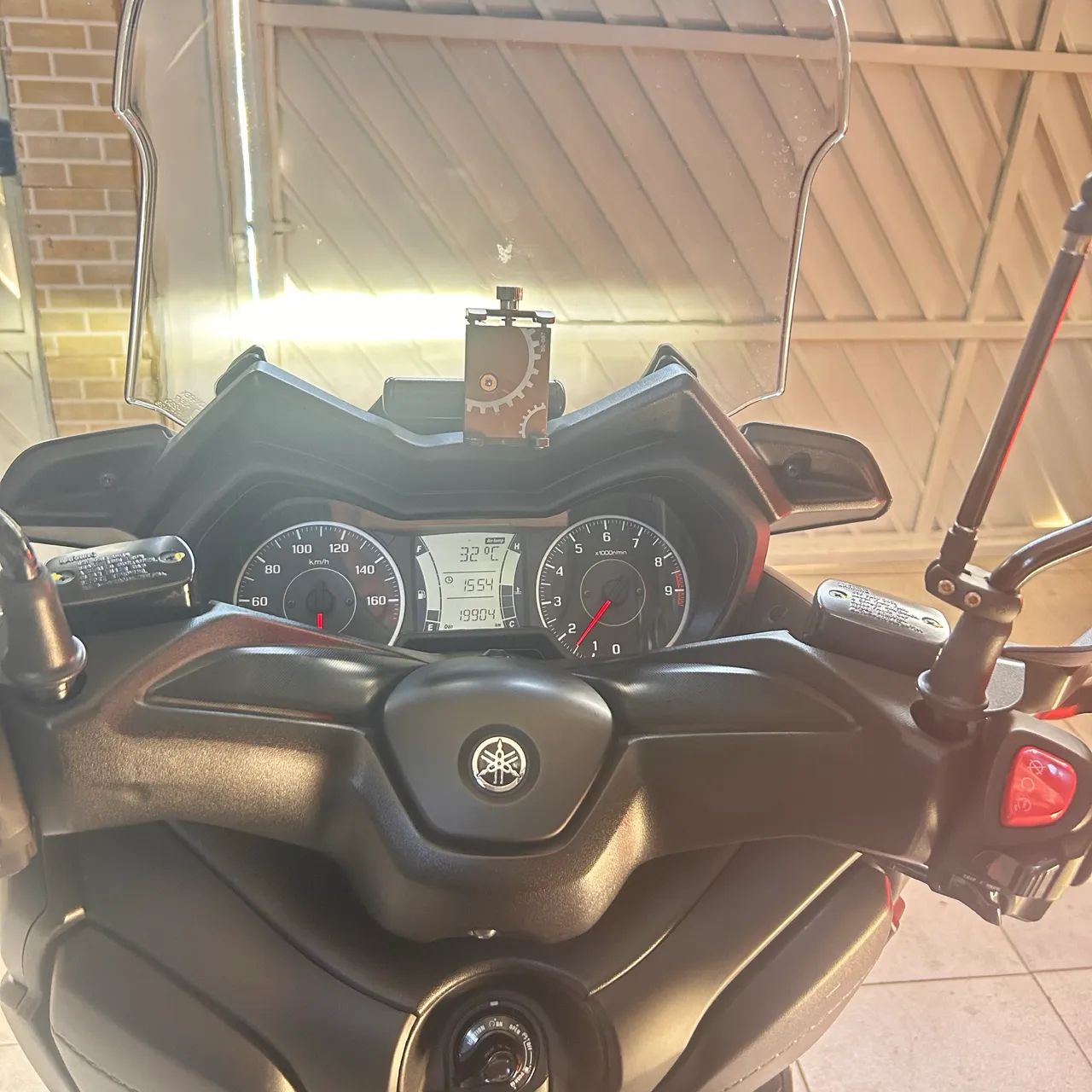 Xmax 250 2023 - Foto 3