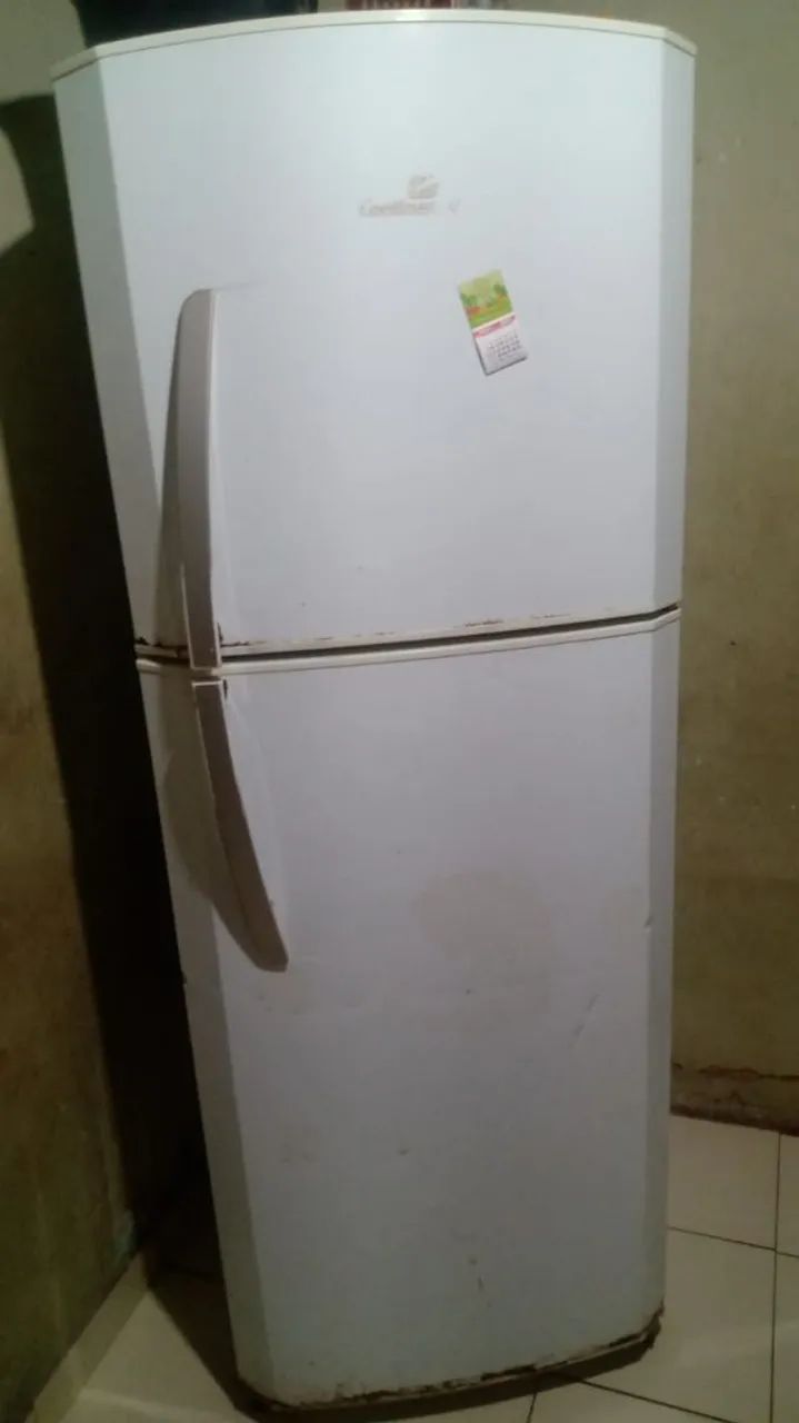 Geladeira Continental 