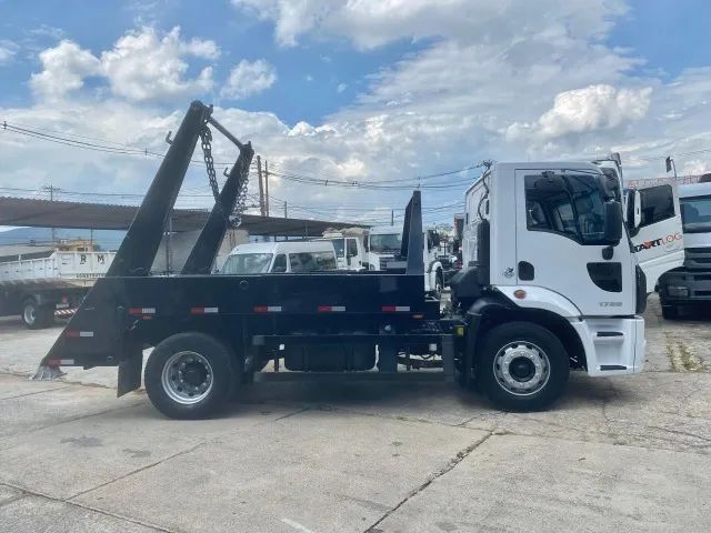 Ford Cargo 1729 Poliguindaste - Foto 4