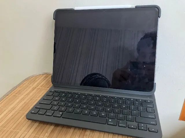 iPad Pro M2 5g + 512gb completo Apple Pencil e capa teclado