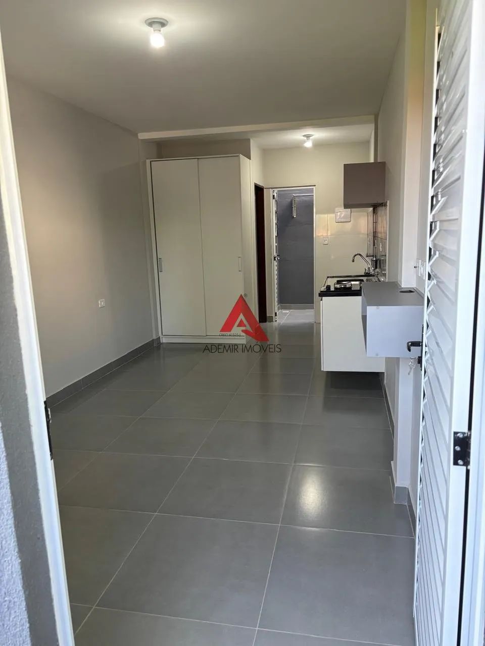 Kitnet para Locação 23m² Semi Mobiliada - Jacareí - Foto 4
