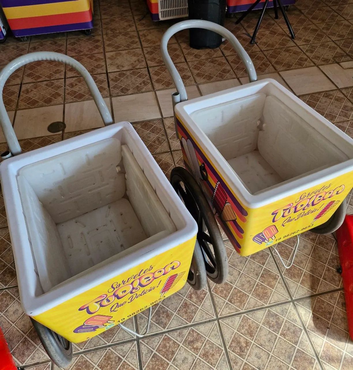 2 carrinhos de sorvetes Thermototal  - Foto 4