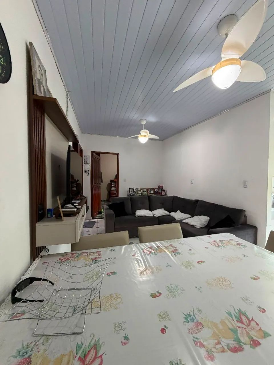 ALUGO / CASA COM 3 DORMITÓRIOS/ COMO VC PROCURAR PODE SER COM OU SEM MOBÍLIAS  / 2800  - Foto 2