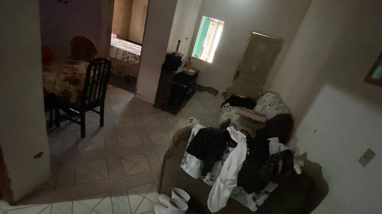 Casa Geminada à Venda - Com Suíte e Pronta para Morar! - Foto 3
