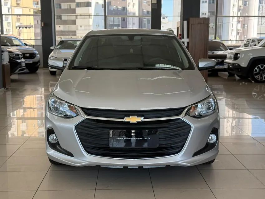 Chevrolet Onix Plus LT 1.0 12V Flex Mec. 4P 2020 - Foto 2