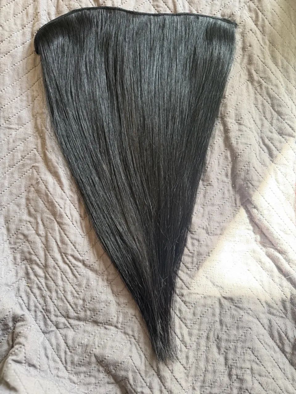 Cabelo humano na tela  - Foto 2