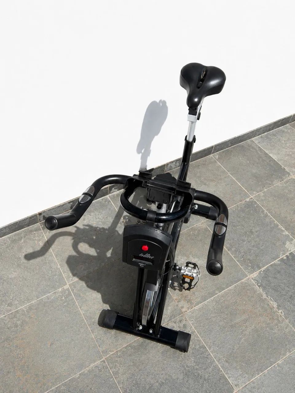 Bicicleta Ergométrica - Ótima Oportunidade  - Foto 3