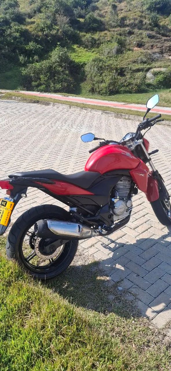 ? VENDO CB300R 2012 MUITO BEM CUIDADA ? - Foto 4
