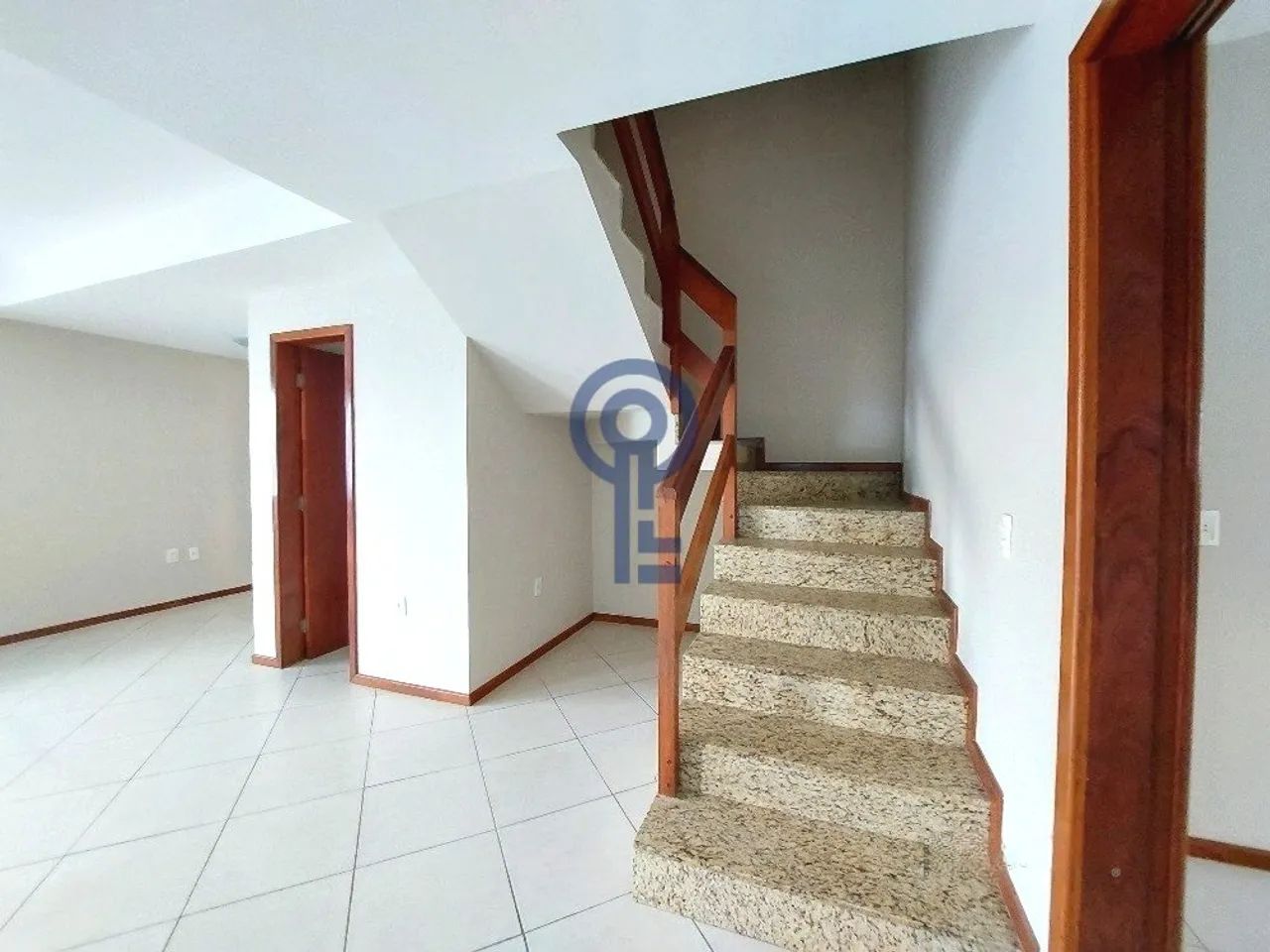 Casa com 3 Dormitórios (1 Suíte), Churrasqueira e 2 Vagas | Santa Mônica - Foto 5