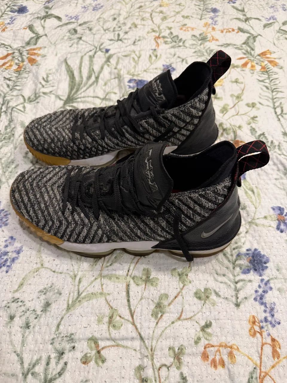 Nike Lebron 16 Oreo - Foto 3