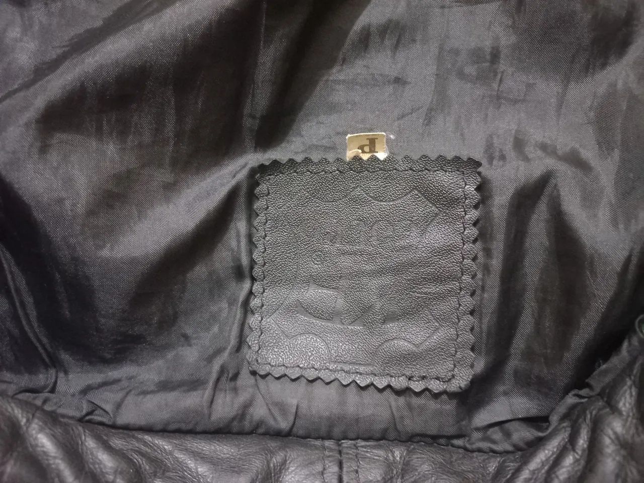 Jaqueta de couro preta - Foto 3