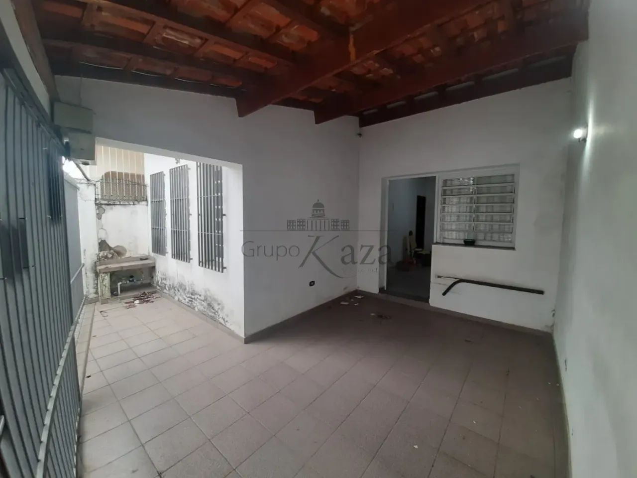 Casa - Centro - Jacareí - 2 Dormitórios - 90,21m².
