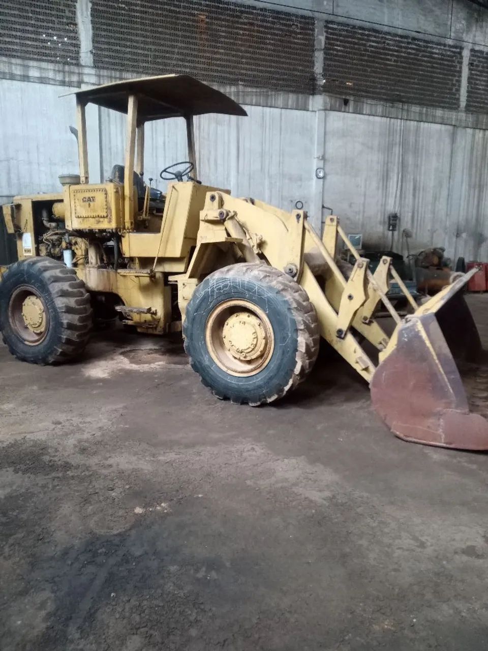 Trator Caterpillar 930