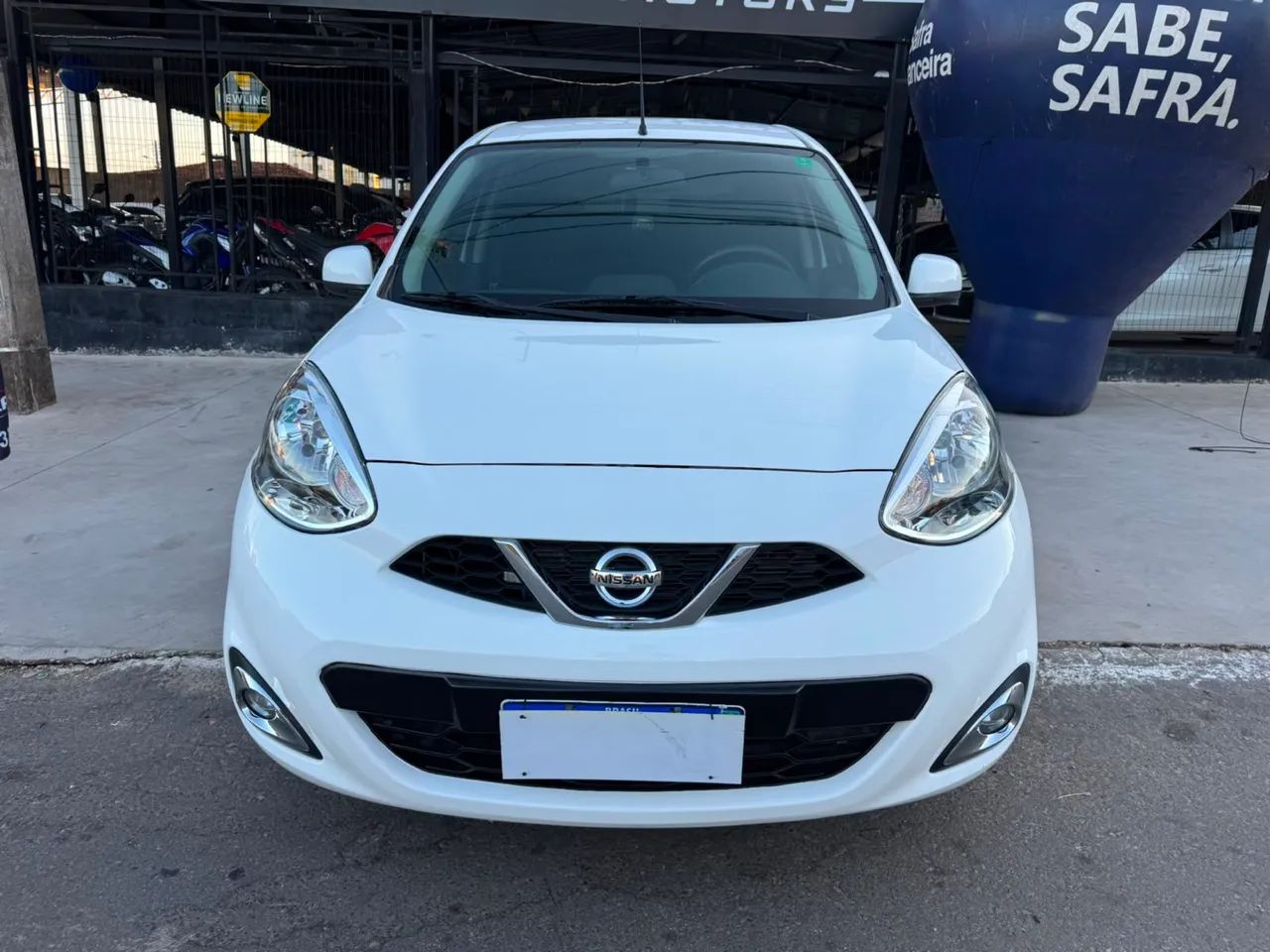 Nissan March 2017
