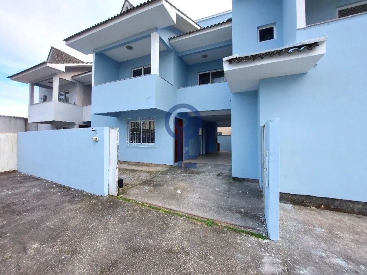 Casa com 3 Dormitórios (1 Suíte), Churrasqueira e 2 Vagas | Santa Mônica