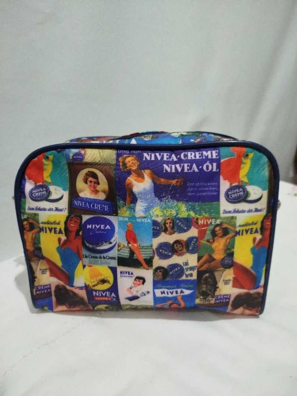 nécessaire de maquiagem modelo vintage ou retrô 