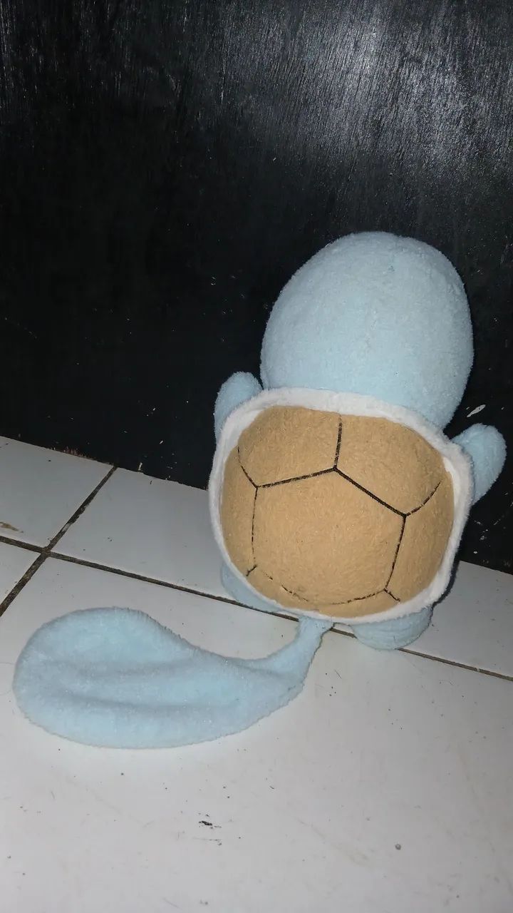 Squirtle de pelúcia. - Foto 2