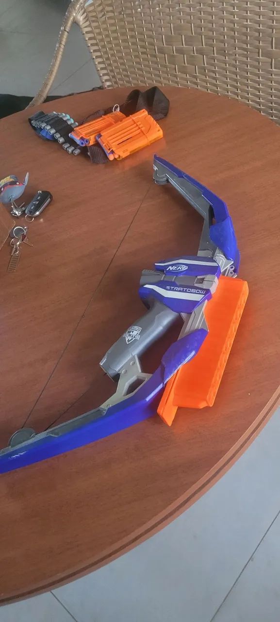 Nerf arco e flecha.