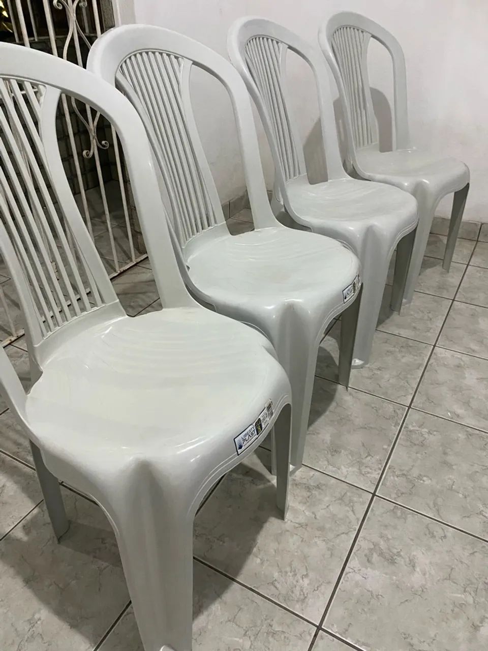 Mesa e cadeiras  - Foto 5