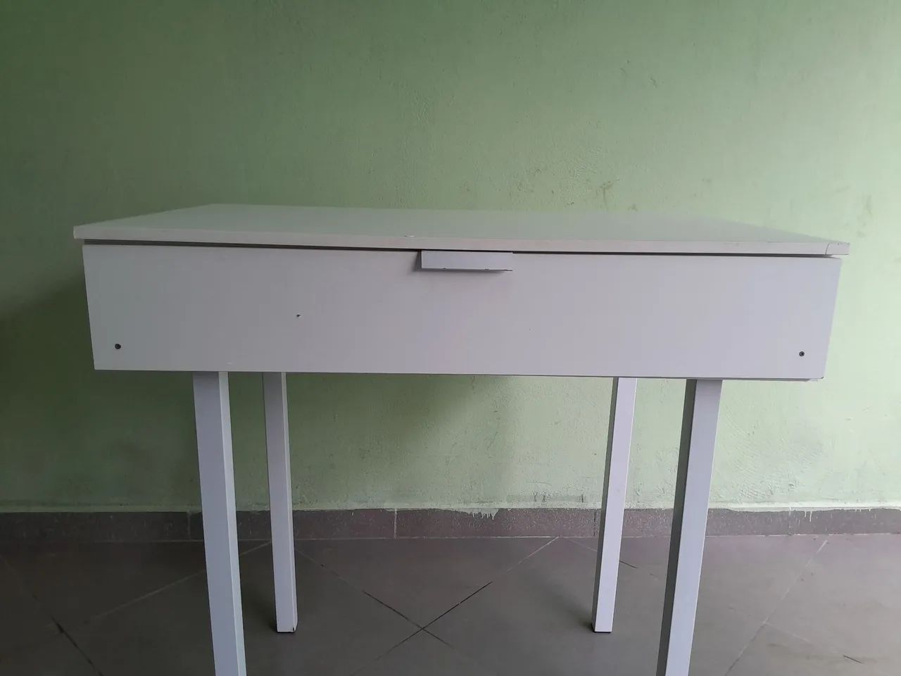 Penteadeira seminova branca. - Foto 2
