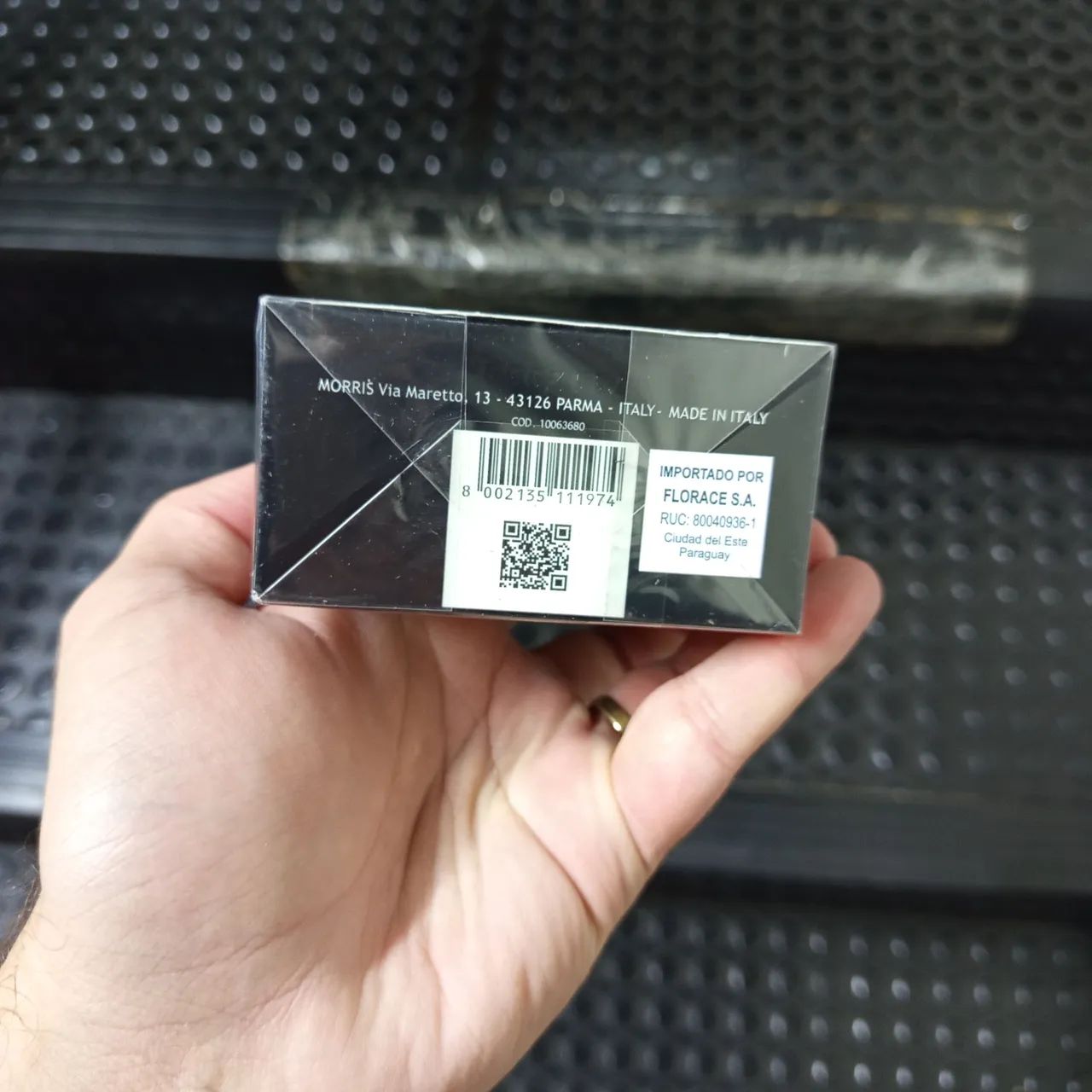 Perfume italiano Ferrari Black 125ml - Foto 4