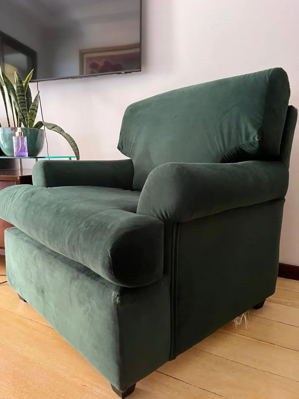 Poltrona elegante em veludo  - Foto 4