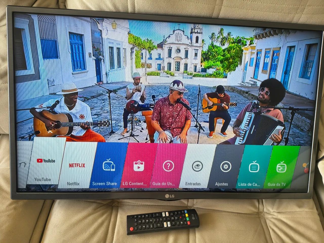 Vendo Smart tv LG 32 polegadas  - Foto 2