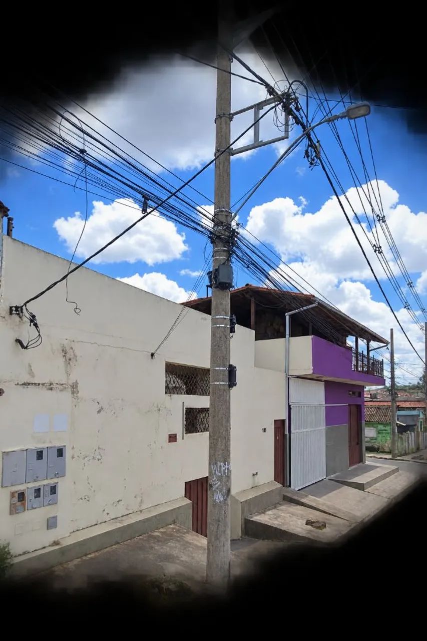 Vende-se Duas Casas e Três Lojas! - Foto 4