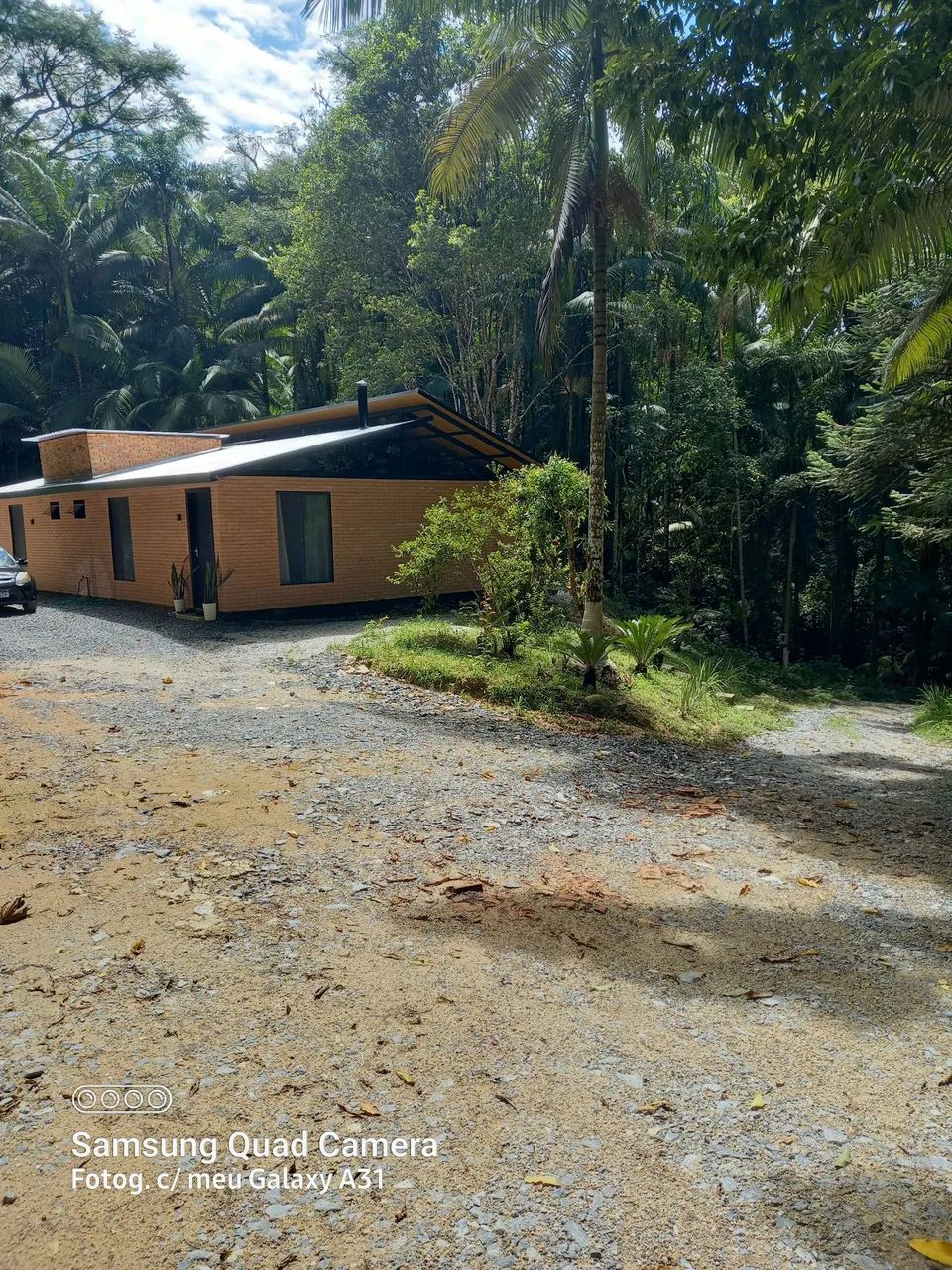 Vendo sitio porteira fechada .