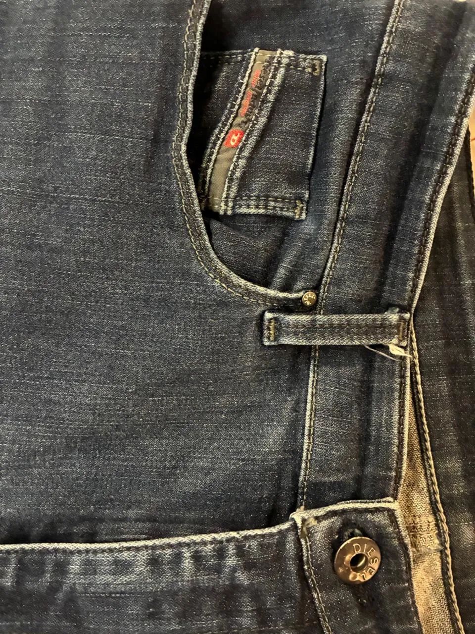 Calças Jeans Diesel original  - Foto 2