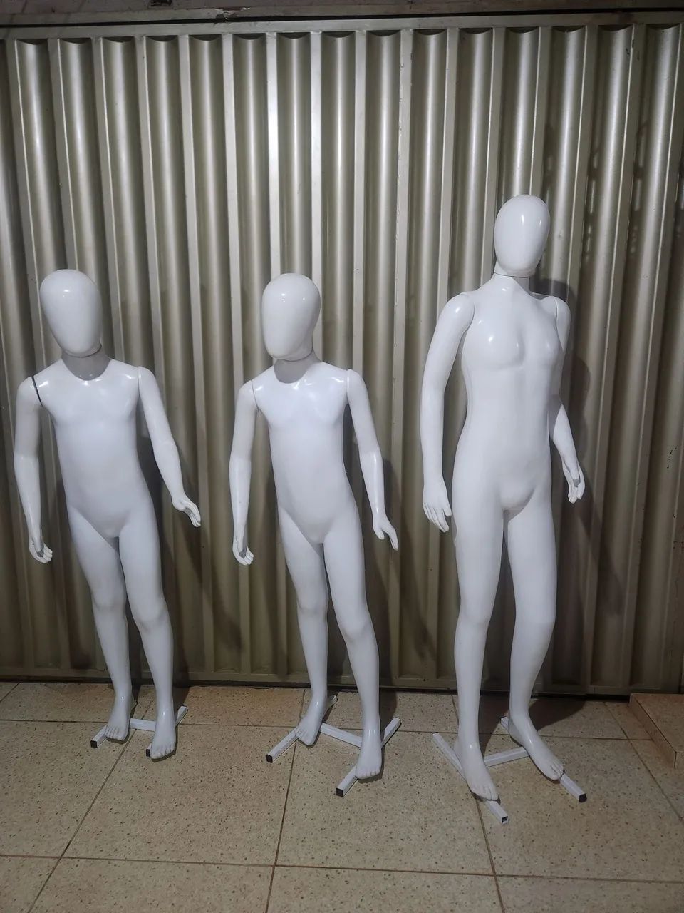 Manequins adolescentes - Foto 2