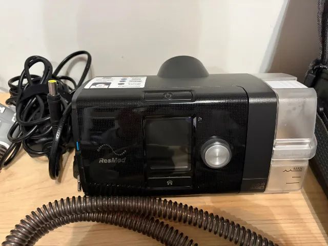 CPAP automático S10 AutoSet c Umidificador + Traqueia aquecida + Máscara Nasal AirFit N30i