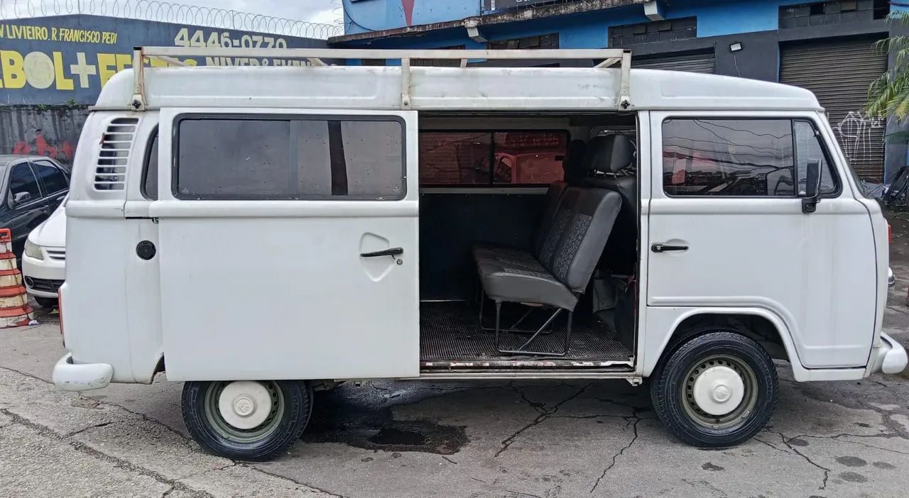 Volkswagen Kombi Standard/ Luxo/ Série Prata, foto 9 de 12