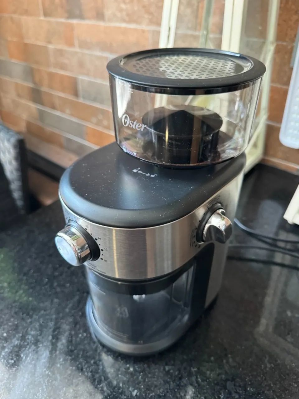 Moedor de Café Automático Oster Precision 18 Níveis - Foto 2